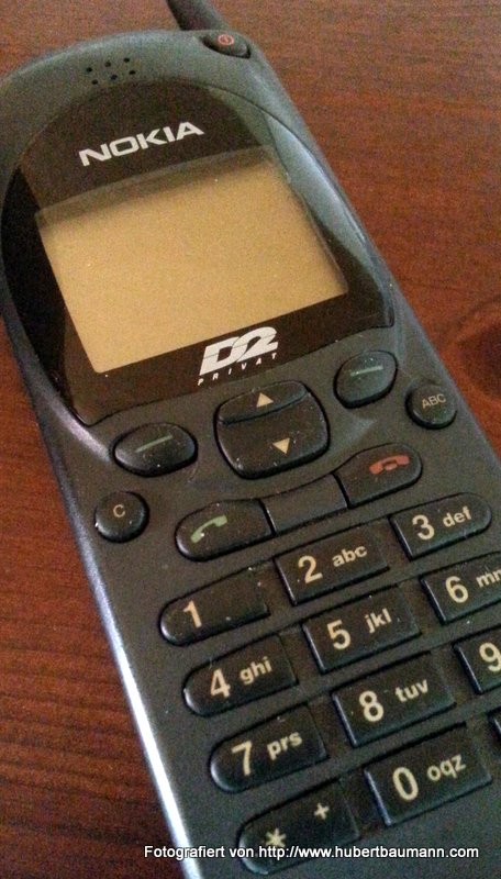 Mobiltelefon-1996 Zurückgeblickt: Ein Mobiltelefon (fast) nur zum Telefonieren